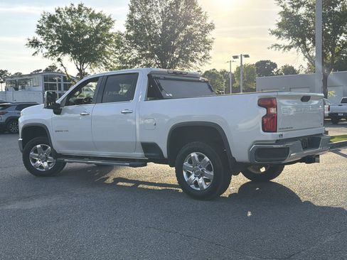Used 2022 Chevrolet Silverado 2500 LTZ w/ LTZ Premium Package image 10
