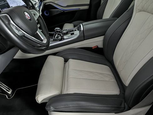 Used 2024 BMW ALPINA XB7 AWD/4WD image 22