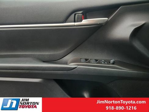 Used 2024 Toyota Camry SE w/ Cold Weather Package image 25