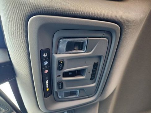 Used 2020 GMC Sierra 1500 SLT image 28