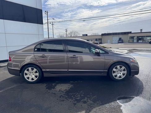 Used 2011 Honda Civic LX image 6