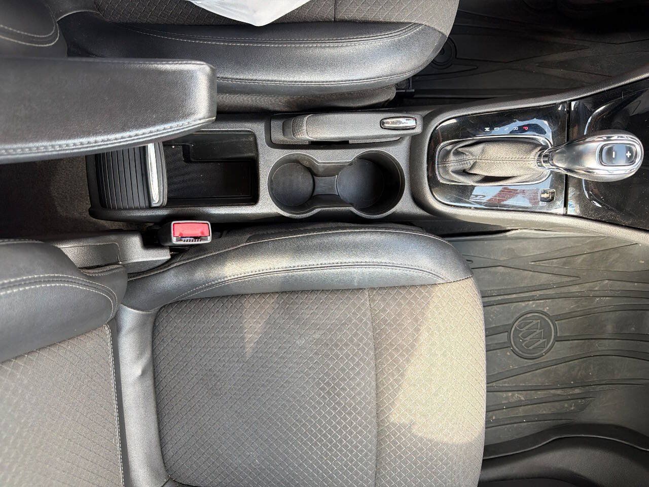 Used 2019 Buick Encore Preferred AWD/4WD image 21