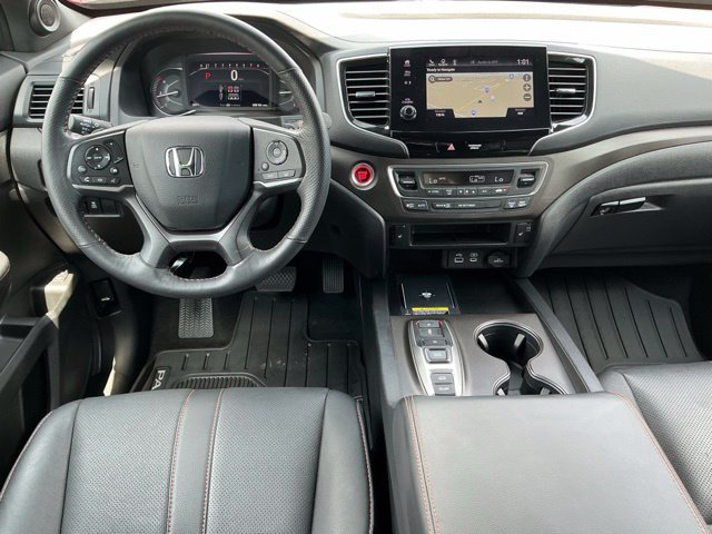Used 2025 Honda Passport TrailSport image 8