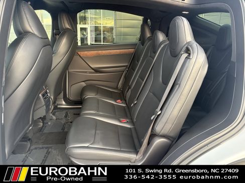Used 2021 Tesla Model X Long Range image 10