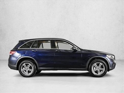 Used 2022 Mercedes-Benz GLC 300 4MATIC image 4