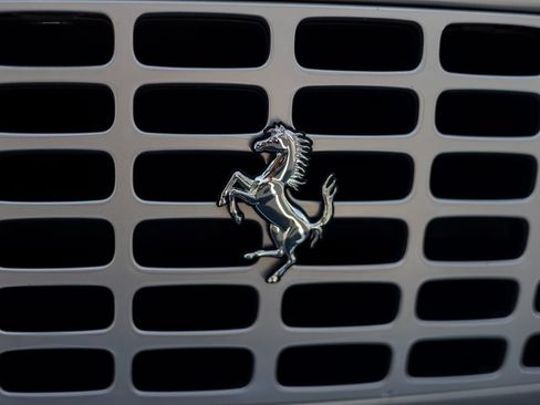 Used 2022 Ferrari Roma RWD image 8