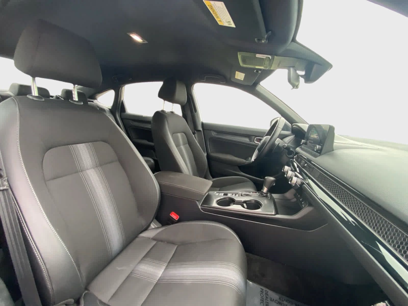 Used 2025 Honda Civic Sport image 14