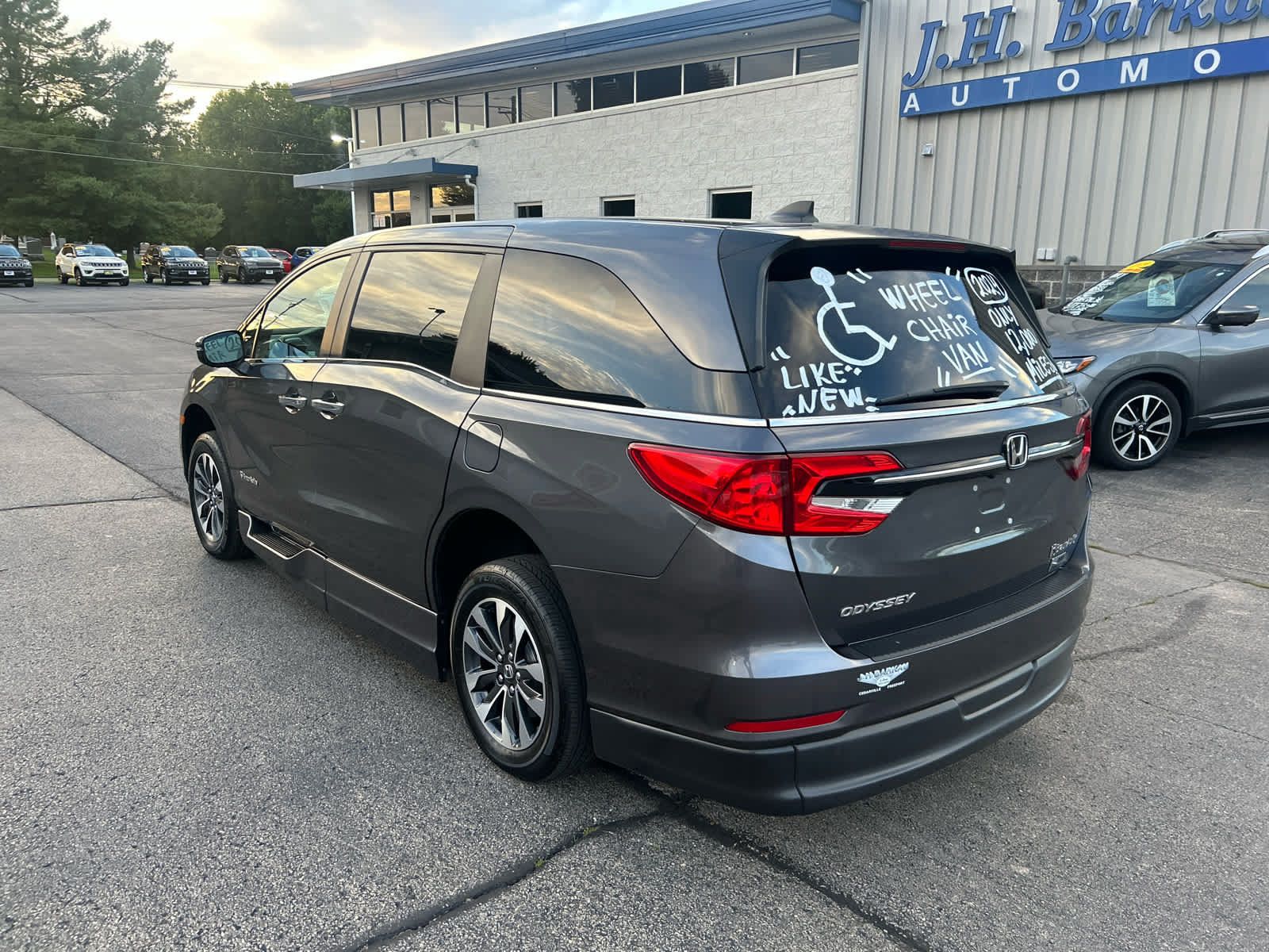 Used 2024 Honda Odyssey EX-L image 5