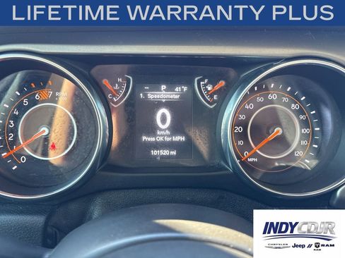 Used 2018 Jeep Wrangler Unlimited Sport AWD/4WD image 16