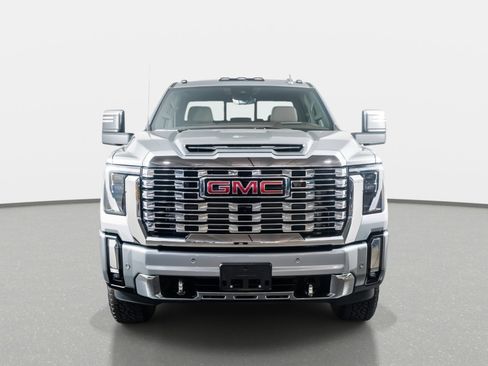 Used 2025 GMC Sierra 3500 Denali w/ Denali Reserve Package image 20