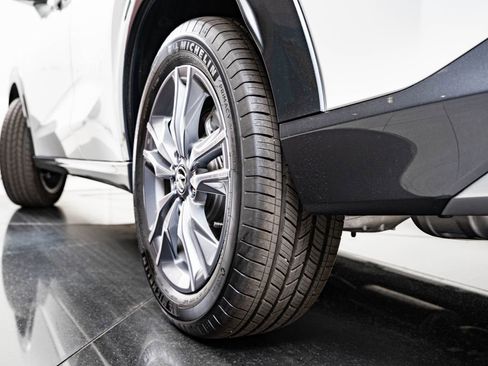 Used 2025 Acura ADX AWD image 48