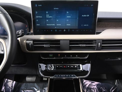 New 2026 Lincoln Corsair Reserve AWD/4WD image 25