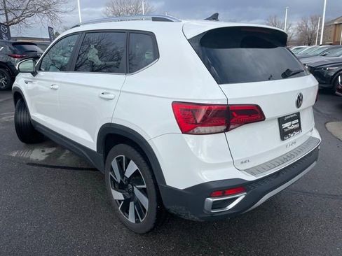 Used 2024 Volkswagen Taos SEL image 5