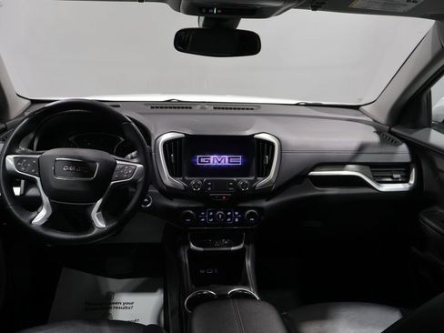 Used 2024 GMC Terrain SLT AWD/4WD image 15