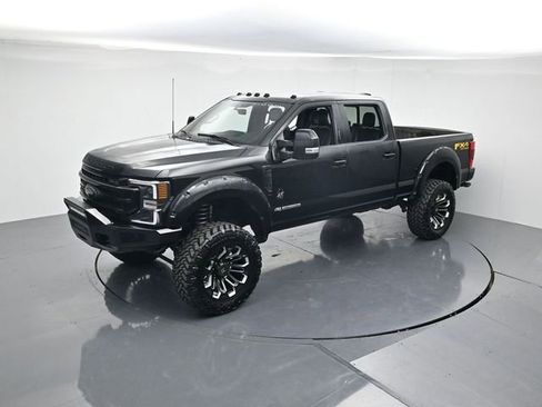 Used 2022 Ford F250 Lariat w/ Black Appearance Package image 41