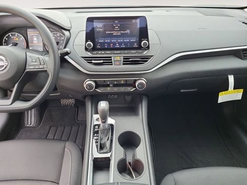 New 2025 Nissan Altima 2.5 S image 13