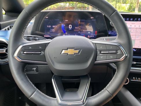 Used 2024 Chevrolet Equinox EV LT FWD image 21