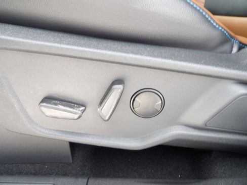 New 2024 Ford Bronco Outer Banks image 15