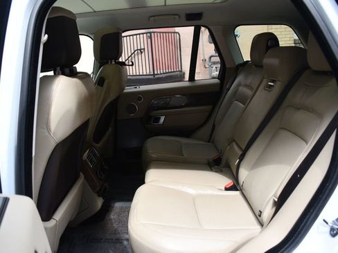 Used 2018 Land Rover Range Rover HSE image 55