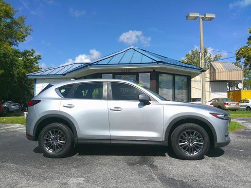 Used 2019 MAZDA CX-5 Sport FWD image 8