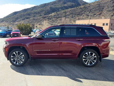 Certified 2022 Jeep Grand Cherokee Overland w/ Adv Protech Group III image 4