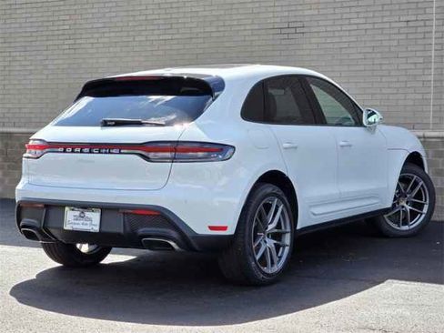 New 2025 Porsche Macan image 34