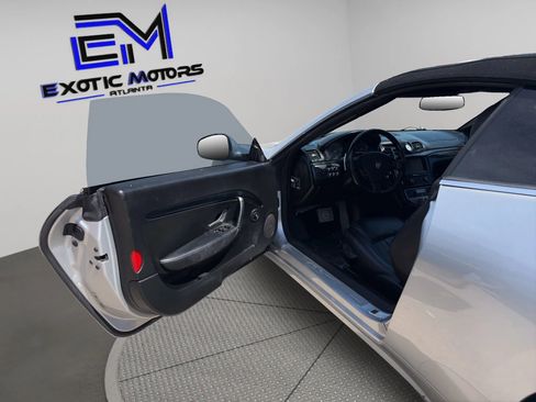 Used 2011 Maserati GranTurismo Convertible RWD image 24