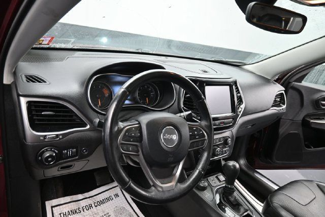 Used 2019 Jeep Cherokee Limited AWD/4WD image 15