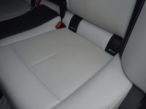 Used 2025 BMW M5 AWD/4WD image 35