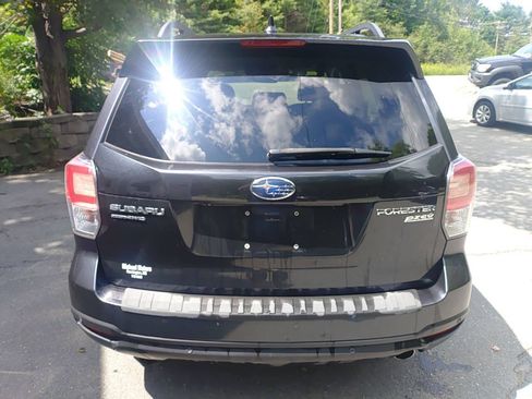 Used 2017 Subaru Forester 2.5i Limited AWD/4WD image 10