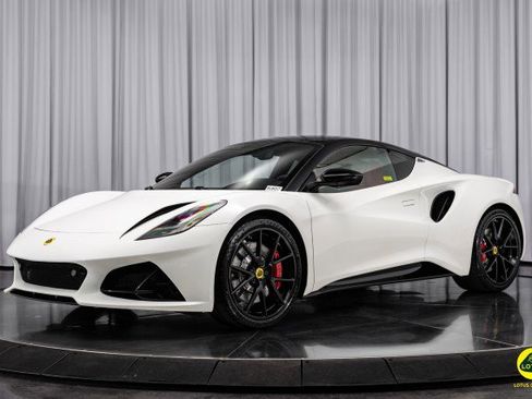 New 2025 Lotus Emira image 7