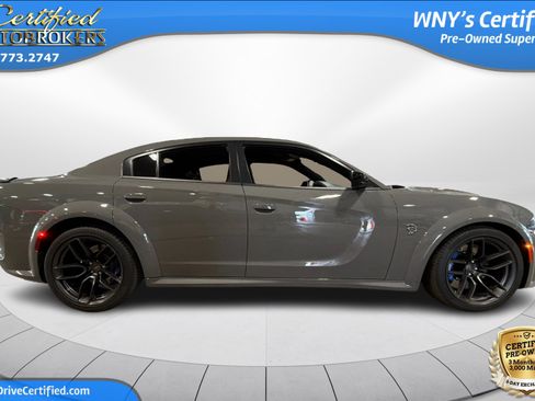 Used 2023 Dodge Charger SRT Hellcat w/ Harman/Kardon Audio Group RWD image 4