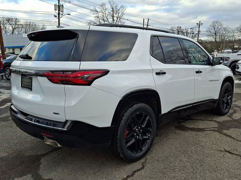 Used 2024 Chevrolet Traverse Premier w/ Redline Edition image 8