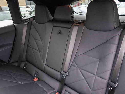 Used 2026 BMW iX xDrive60 image 17