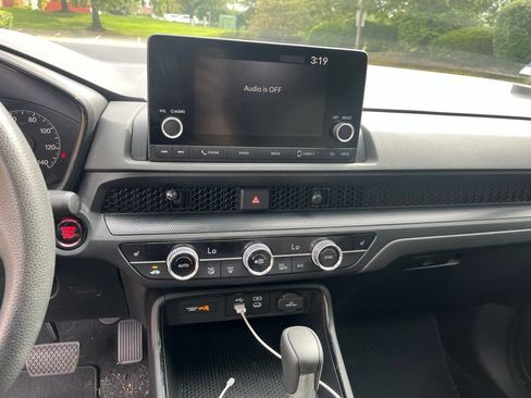Used 2024 Honda CR-V EX image 18