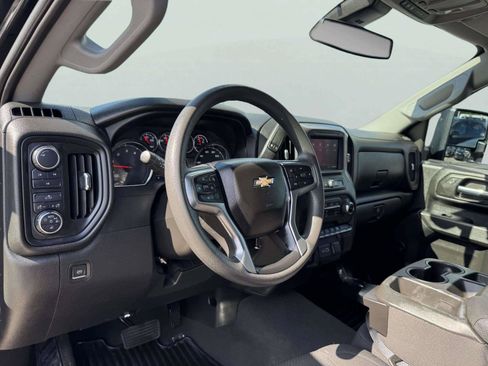Used 2023 Chevrolet Silverado 2500 Custom w/ Custom Value Package AWD/4WD image 14