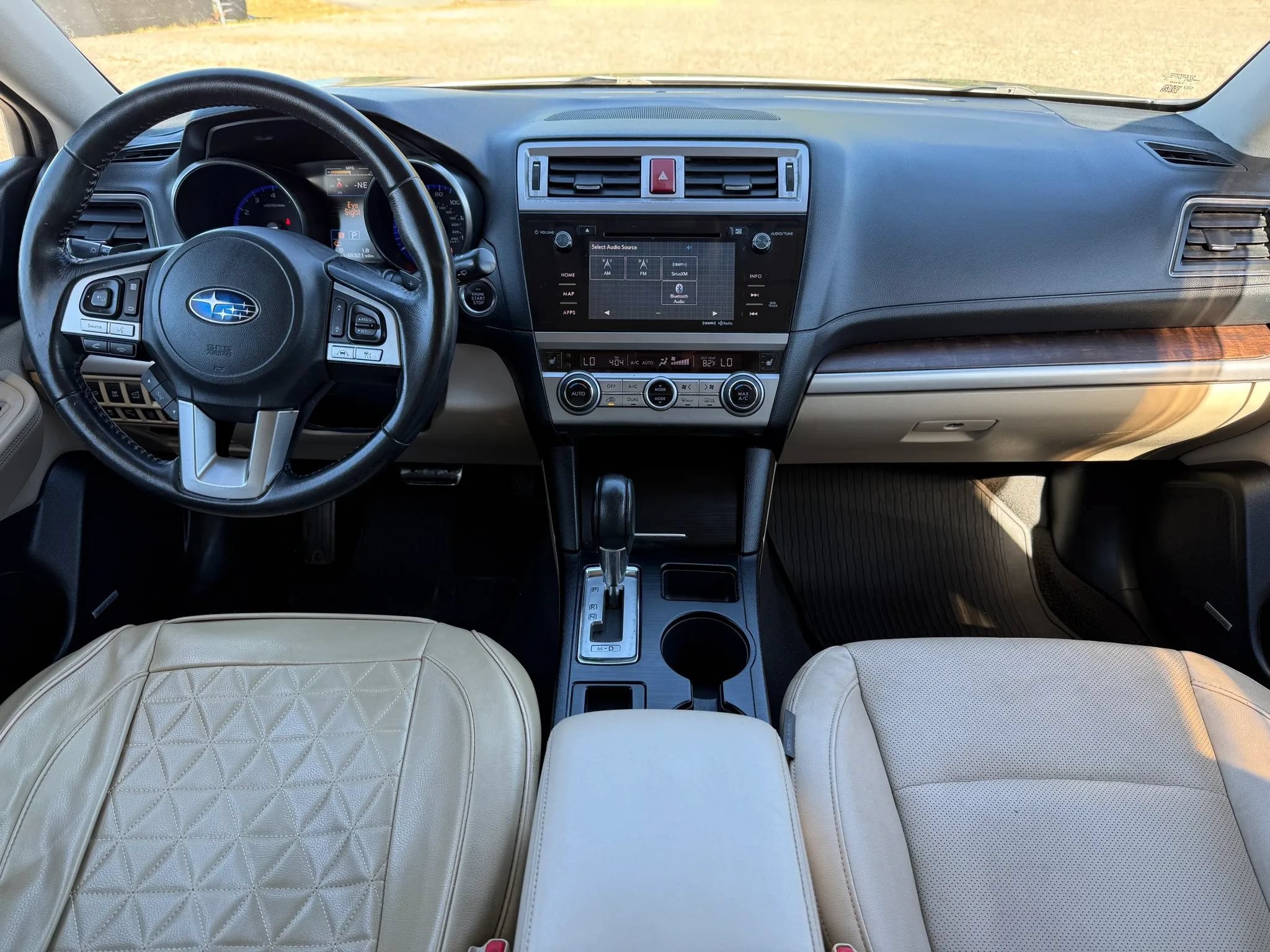 Used 2016 Subaru Outback 2.5i Limited AWD/4WD image 3