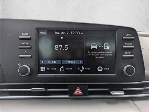 Certified 2026 Hyundai Elantra SE w/ Cargo Package FWD image 17