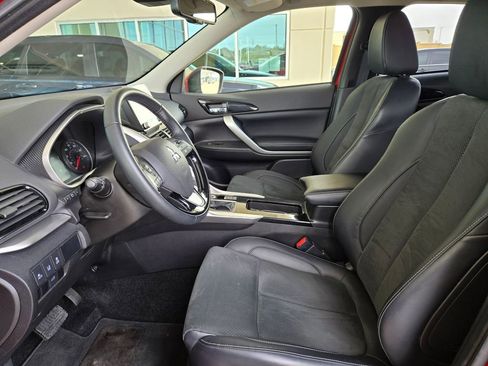 Used 2025 Mitsubishi Eclipse Cross SE image 9