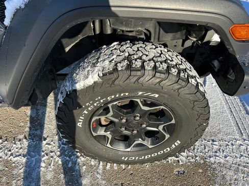 Used 2023 Jeep Wrangler Unlimited Rubicon w/ Steel Bumper Group image 24