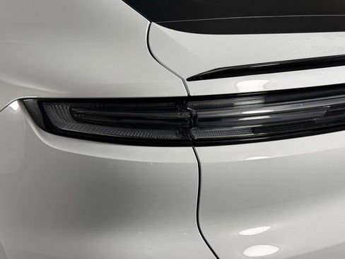 New 2026 Porsche Cayenne Coupe image 17