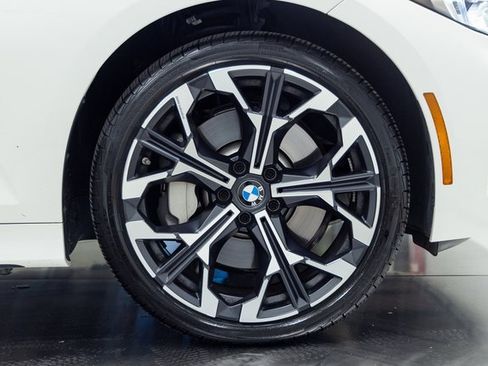 Certified 2025 BMW 330i xDrive Sedan w/ Premium Package image 25