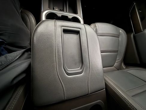 Used 2022 GMC Sierra 2500 Denali w/ Denali Ultimate Package image 19