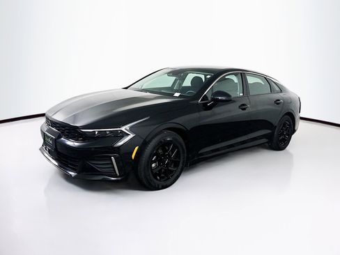 Used 2025 Kia K5 LXS image 3