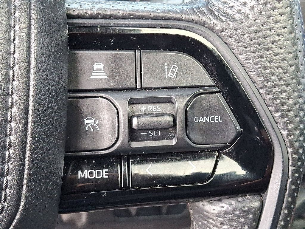 Used 2024 Toyota Sequoia TRD Pro AWD/4WD image 24