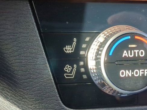 New 2026 Mitsubishi Outlander SEL image 29