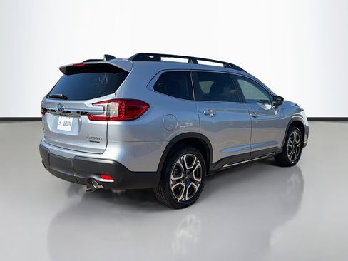 New 2026 Subaru Ascent Limited image 3