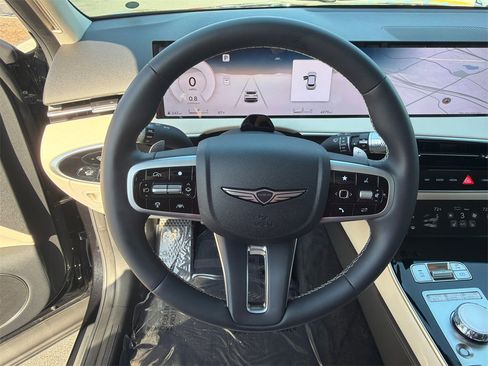 Used 2026 Genesis GV70 2.5T image 24
