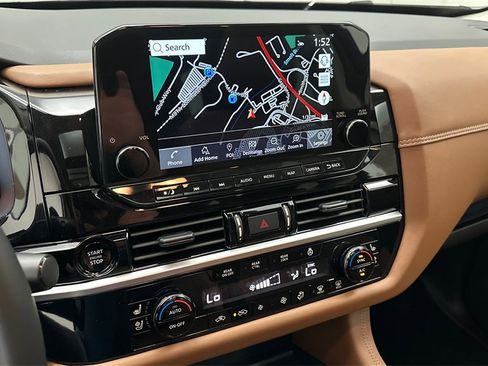 New 2025 Nissan Pathfinder Platinum w/ Cargo Package image 12