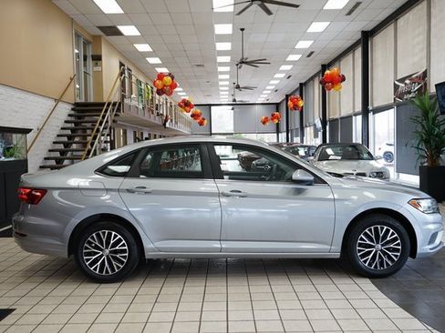 Used 2021 Volkswagen Jetta S w/ Driver Assistance Package image 4